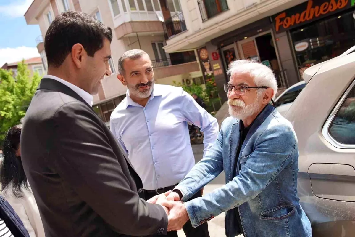 Avcılar Belediyesi Mahalle Hizmet Seferberliği Denizköşkler Mahallesi\'nde Devam Ediyor