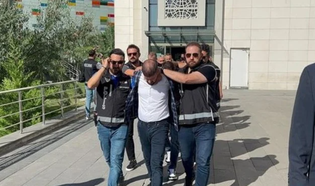 Ayhan Bora Kaplan duruşmada polislerin dışarı çıkarılmasını istedi