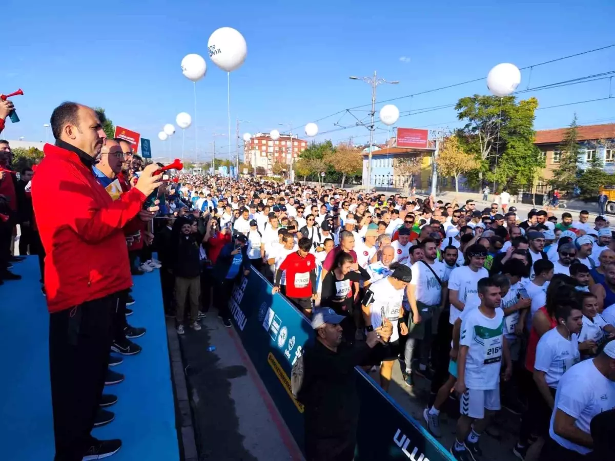 Konya\'da 3. Uluslararası Konya Yarı Maratonu Heyecanı