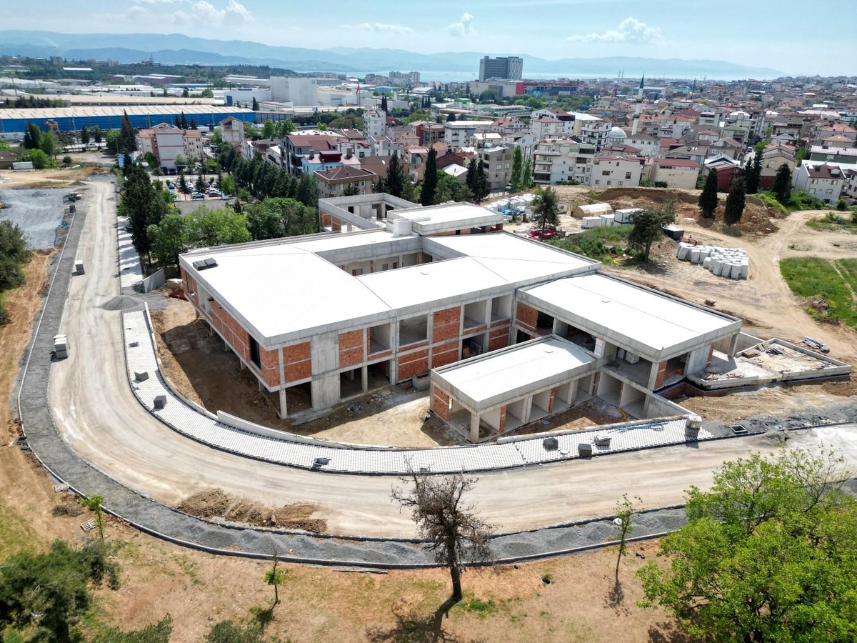 Gebze Engelsiz Yaşam Merkezi\'nde İnşa Çalışmaları Devam Ediyor