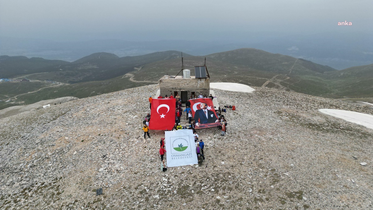 Uludağ\'da 19 Mayıs doğa yürüyüşü düzenlendi