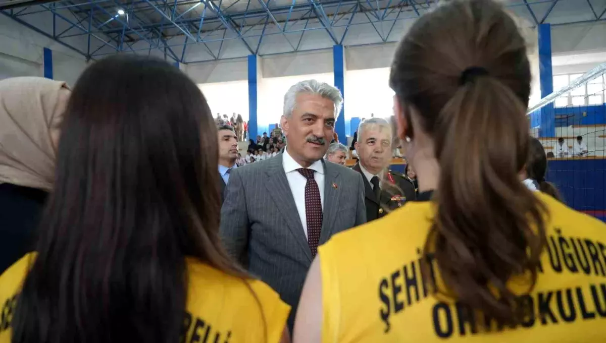 Kırıkkale Valisi Mehmet Makas, \'Okullar Sporla Daha da Güzel\' projesini tanıttı