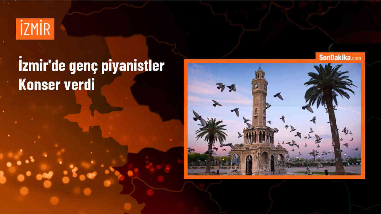 İzmir\'de genç piyanistler 19 Mayıs konserinde sahne aldı