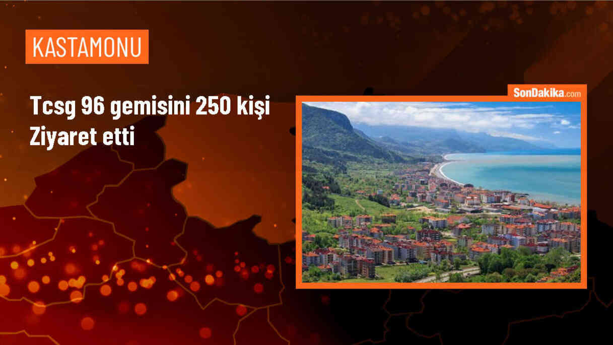İnebolu\'da TCSG 96 Bot Komutanlığı gemisi halkın ziyaretine açıldı