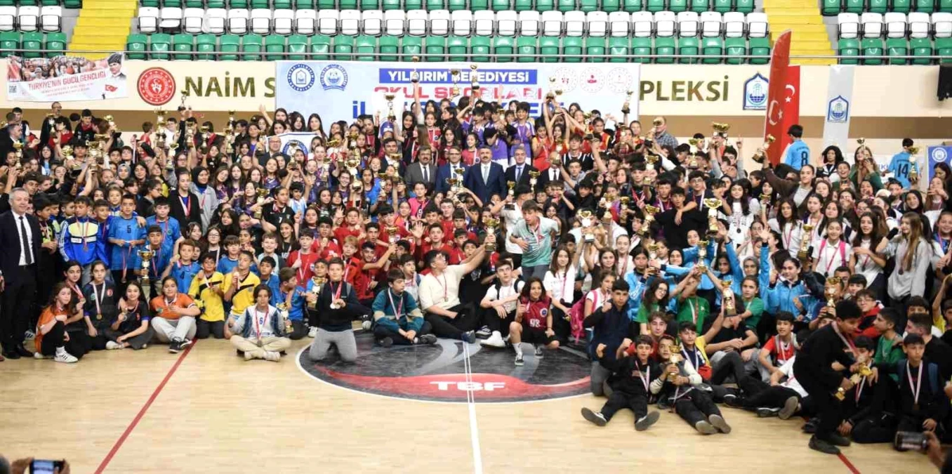 Yıldırım Belediyesi Okul Sporları İlçe Şenlikleri