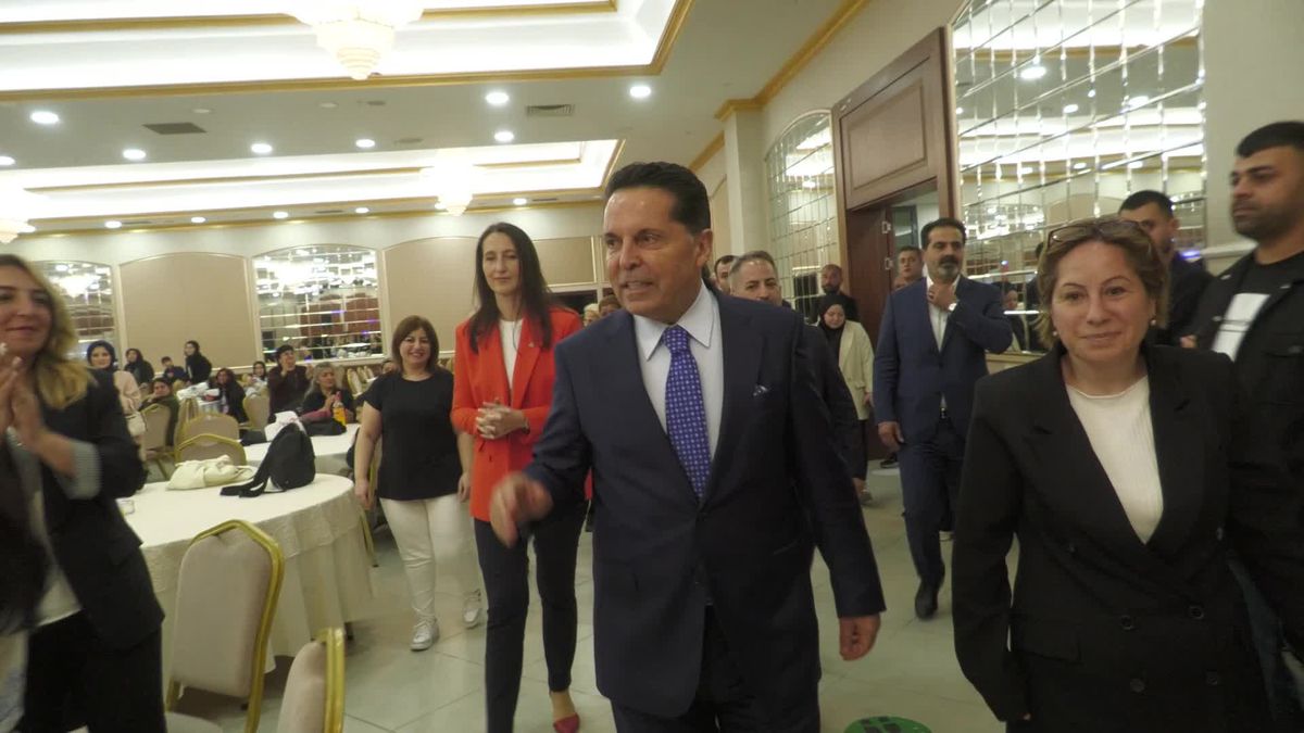 Esenyurt Belediye Başkanı Ahmet Özer: Kadınlarımızın Emrindeyiz
