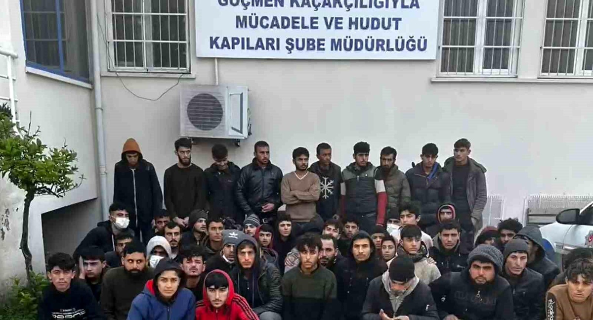 Hatay\'da Göçmen Kaçakçılığı Operasyonu: 4 Tutuklama