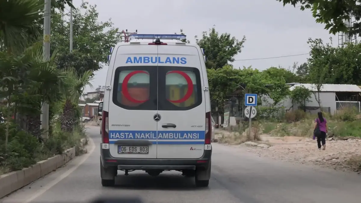 Hatay Büyükşehir Belediyesi Hasta Nakil Hizmeti Sunuyor