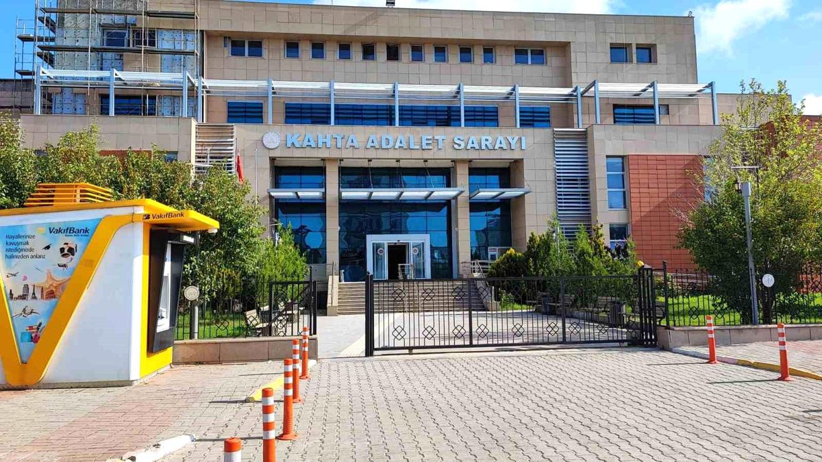Adıyaman\'da Jandarma Operasyonu: Uyuşturucu Madde Ele Geçirildi, Bir Şüpheli Tutuklandı
