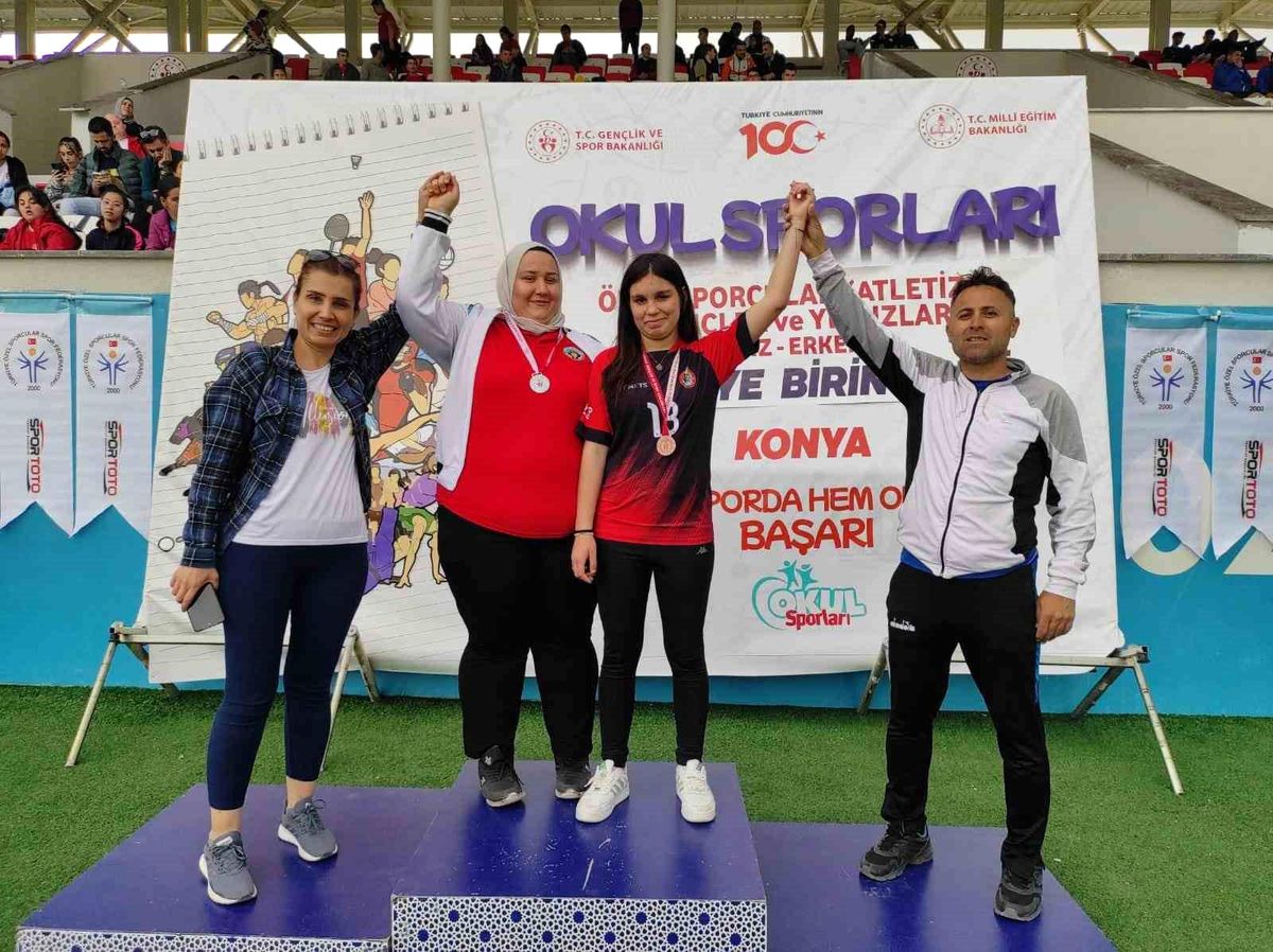 Turgutlu Zübeyde Hanım MTAL Öğrencileri Okul Sporları Türkiye Birinciliği\'nde Başarı Elde Etti