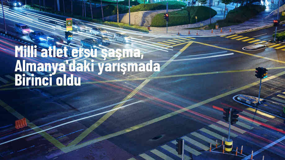 Milli Atlet Ersu Şaşma, Almanya\'da Sırıkla Atlamada Birinci Oldu