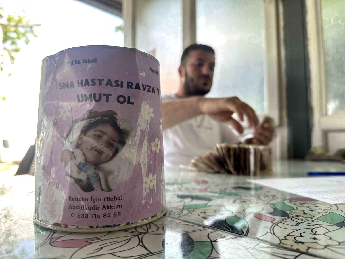 Bursa\'da SMA Hastası Bebek İçin Toplanan Kumbaralar Çalındı