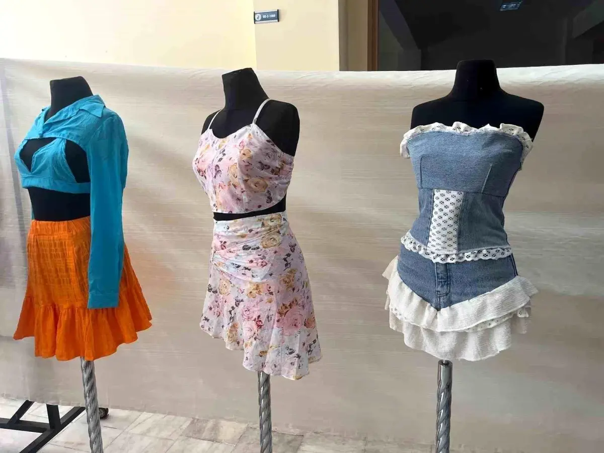 Pamukkale Üniversitesi Buldan Meslek Yüksekokulu Moda Tasarım Programı Öğrencileri Tarafından Hazırlanan \'Sürdürülebilir Kıyafet\' Sergisi Büyük İlgi Gördü