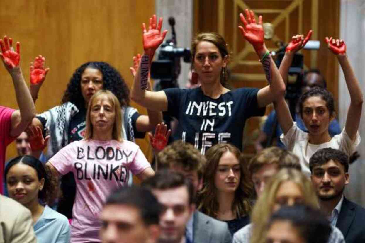 ABD Dışişleri Bakanı Blinken'a senato'da 'Gazze kasabı' protestosu
