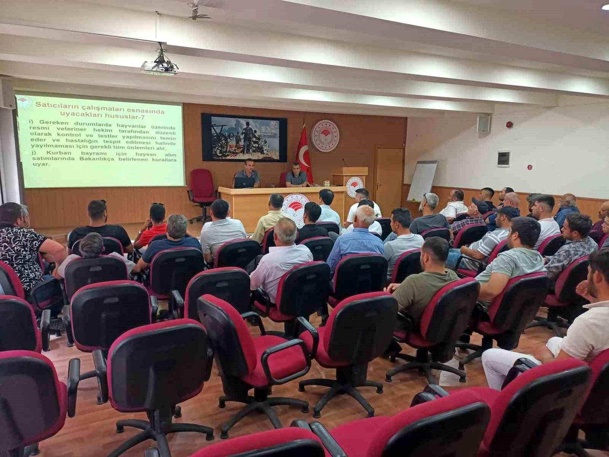 Aydın\'da Canlı Hayvan Nakliyatı İçin Eğitim Toplantısı Düzenlendi