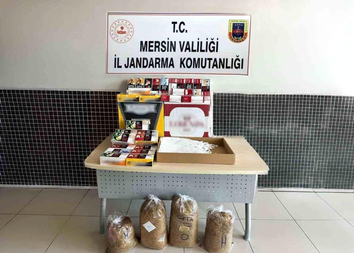 Mersin\'de Jandarma Operasyonunda 28 Bin Makaron ve 14 Kilogram Tütün Ele Geçirildi