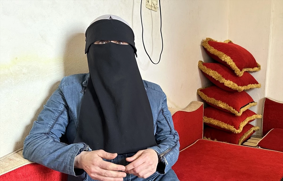 Suriyeli öğretmen, terör örgütü tarafından kaçırılan kızının dönmesini bekliyor