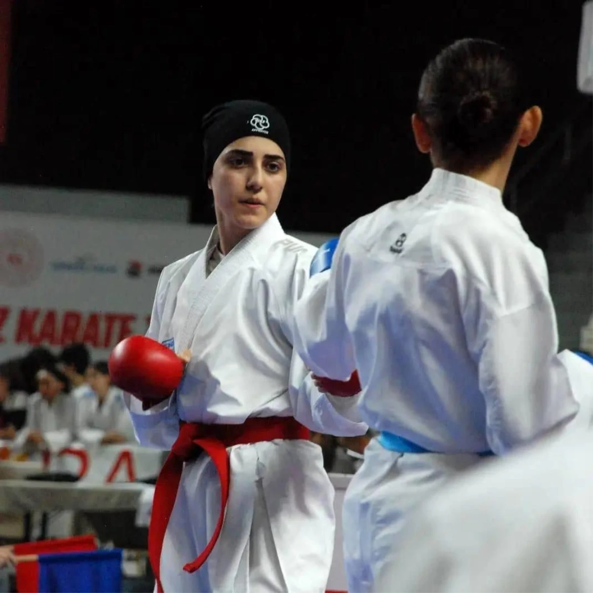 Bayraklı Belediyesi Karate Sporcusu Beyzanur Akgülü Dünya Şampiyonasına Katılacak