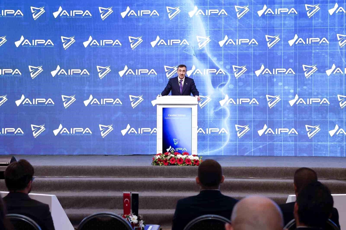 Cumhurbaşkanı Yardımcısı Cevdet Yılmaz: Yapay Zeka Çalışma Hayatını Derinden Etkileyecek