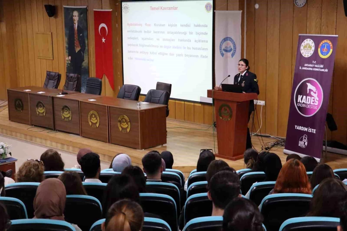 Aksaray Üniversitesi öğrencilerine kadına yönelik şiddet eğitimi verildi