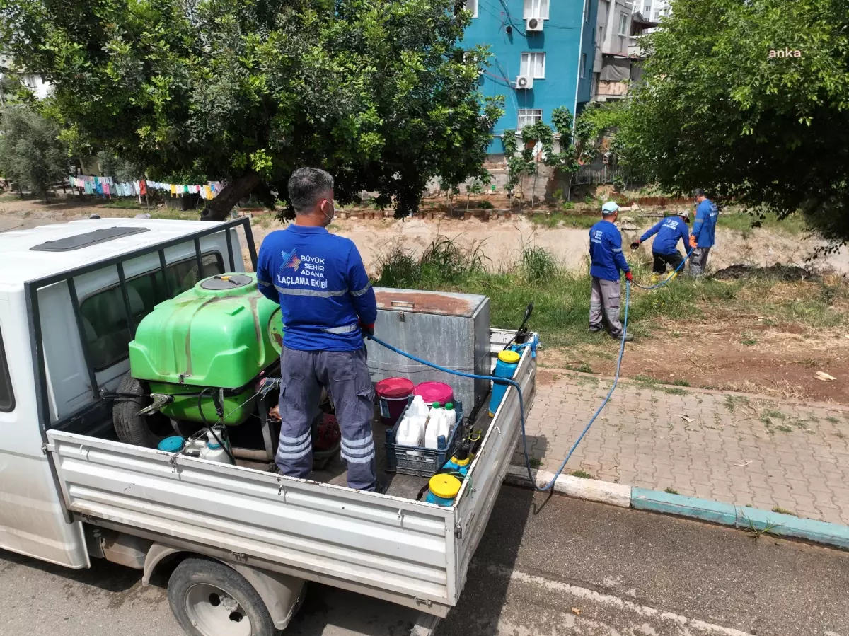 Adana Büyükşehir Belediyesi Haşerelere Karşı İlaçlama Çalışmalarına Devam Ediyor