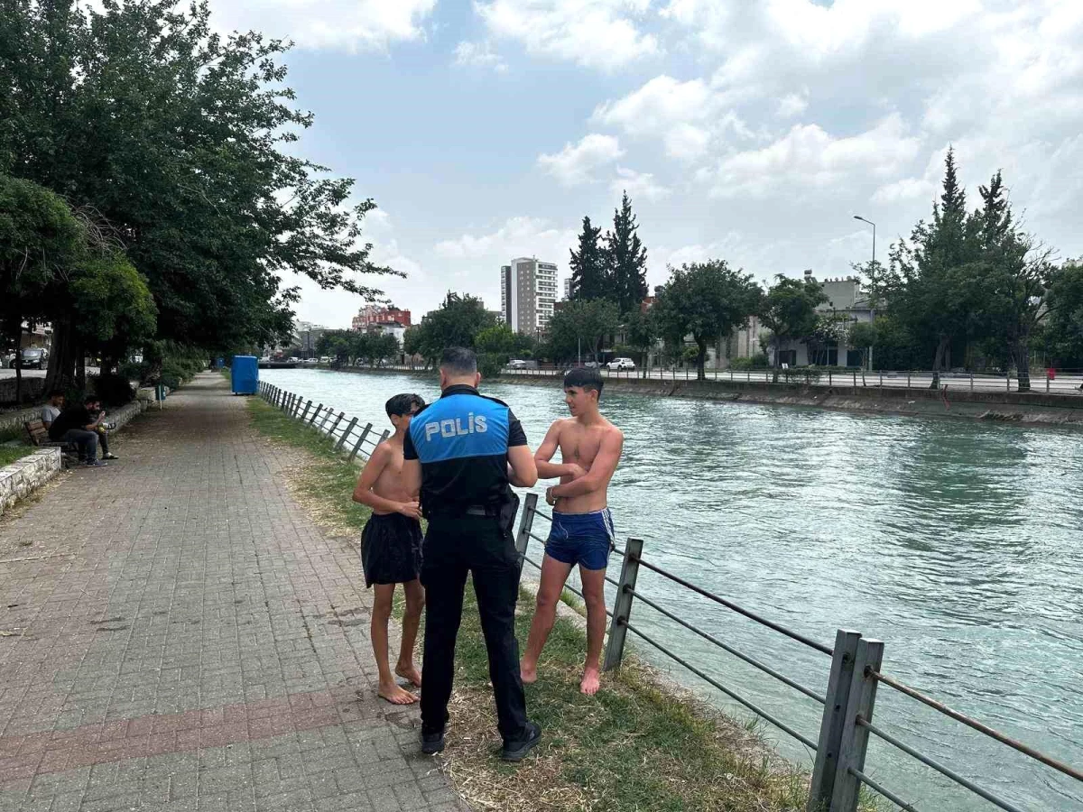 Adana\'da Sıcaklık Artışı Sebebiyle Sulama Kanalına Giren Gençlere Polis Uyarısı