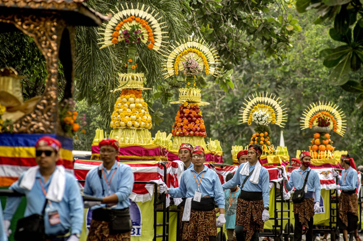 Endonezya\'da Vesak Günü kutlamaları düzenlendi