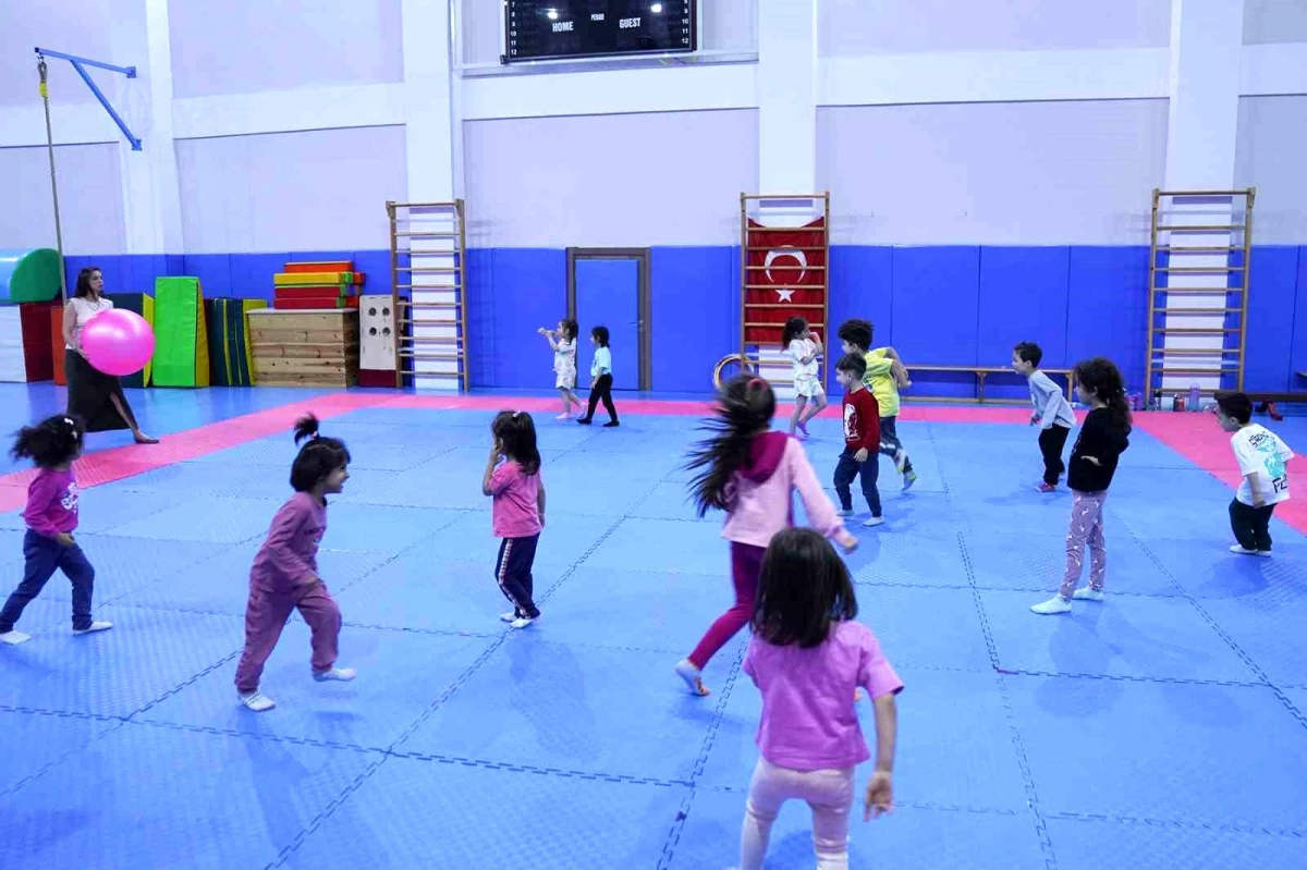 Tepebaşı Belediyesi Anaokulu Jimnastik Projesi ile Çocukları Spora Teşvik Ediyor