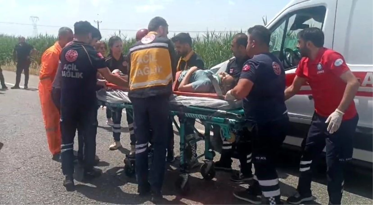 Diyarbakır\'da otomobil ile minibüs çarpıştı: 4 yaralı