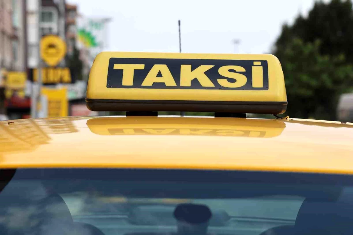 İzmir\'de Taksi Ücretlerine Haziran Ayında Fiyat Ayarlaması Yapılacak