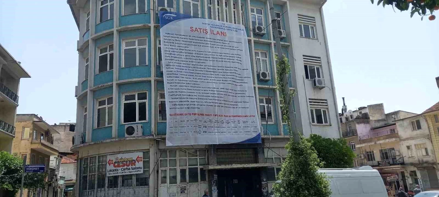 Aydın\'da tescilli SGK binası satılığa çıkarıldı