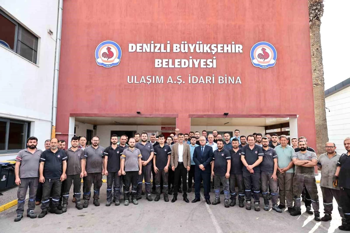 Başkan Çavuşoğlu, Büyükşehir Belediyesi Ulaşım AŞ\'yi ziyaret etti