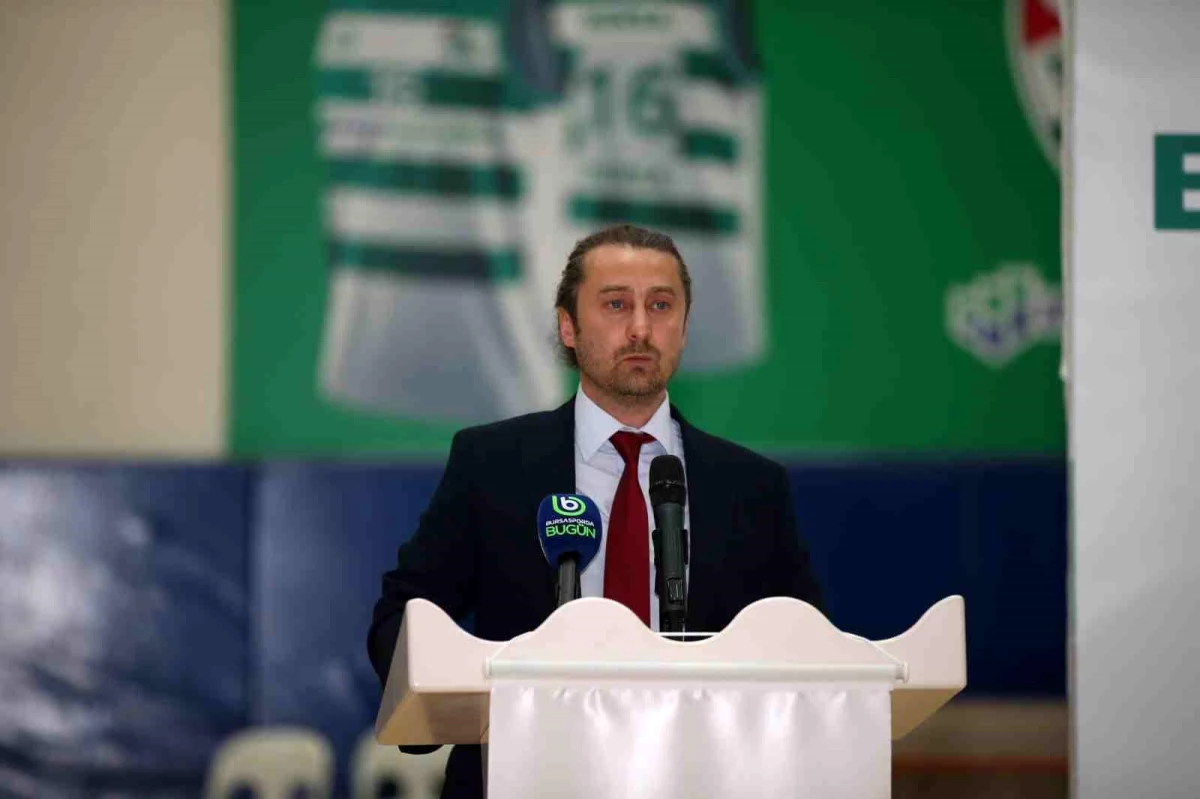 Sezer Sezgin, Bursaspor Basketbol Kulübü\'nün başkanı olarak yeniden seçildi