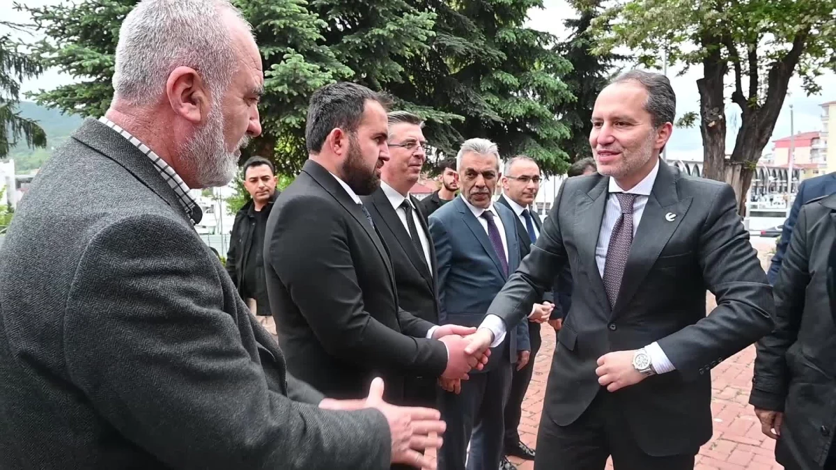 Fatih Erbakan, Yozgat Belediye Başkanı Kazım Arslan\'ı Ziyaret Etti