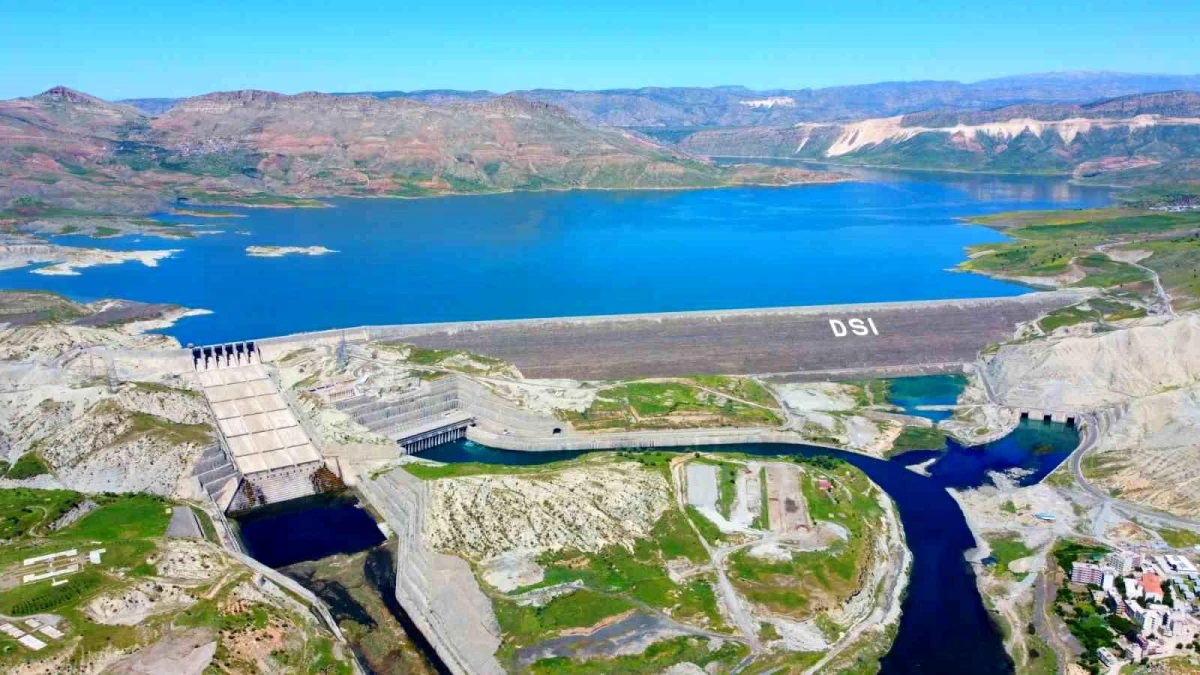 Ilısu Barajı ve HES, 19 Mayıs 2020\'den bu yana 9.8 milyar kilovat saat enerji üretti