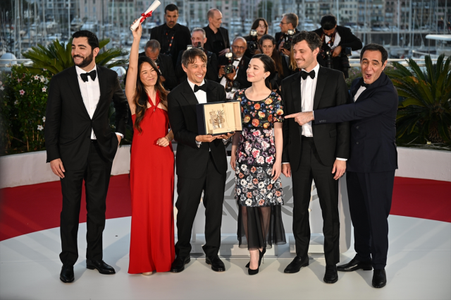 Ünlüler Filistin ile Dayanışmalarını Cannes Film Festivali'nde Gösterdi