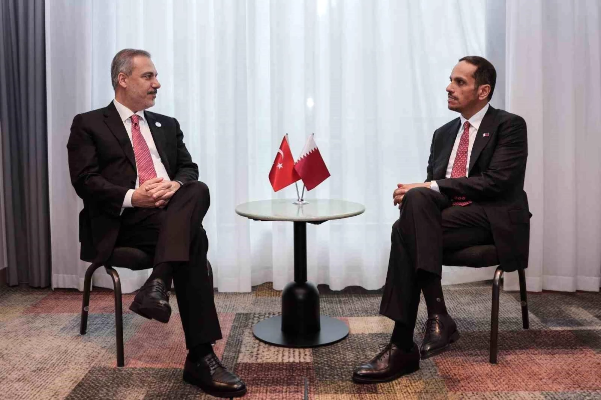 Dışişleri Bakanı Hakan Fidan, Belçika\'da Katar Başbakanı ve Dışişleri Bakanı ile görüştü