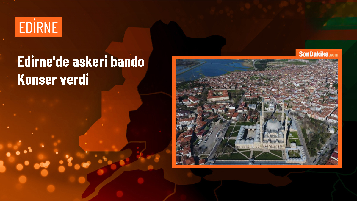 Edirne\'de 5. Kolordu Bölge Bando Komutanlığı 19 Mayıs konseri verdi