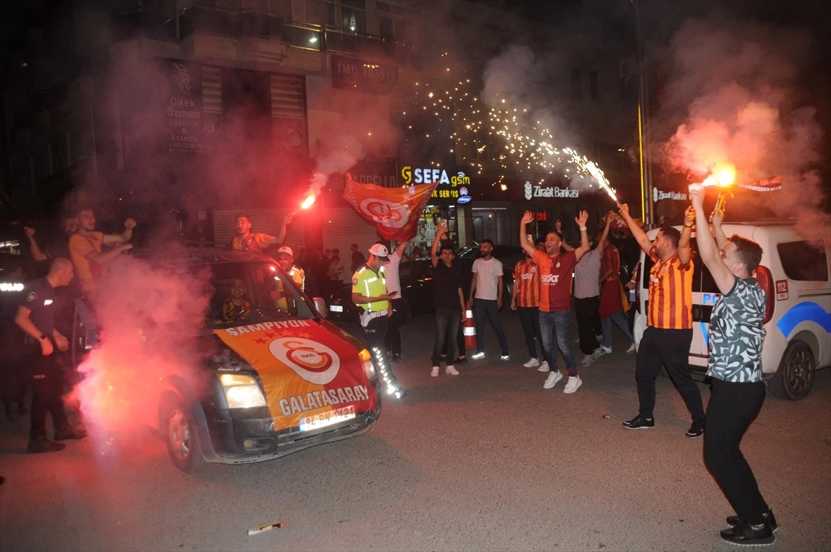 Galatasaray\'ın şampiyonluğu Diyarbakır, Bingöl, Batman, Mardin, Siirt, Şırnak ve Elazığ\'da kutlandı