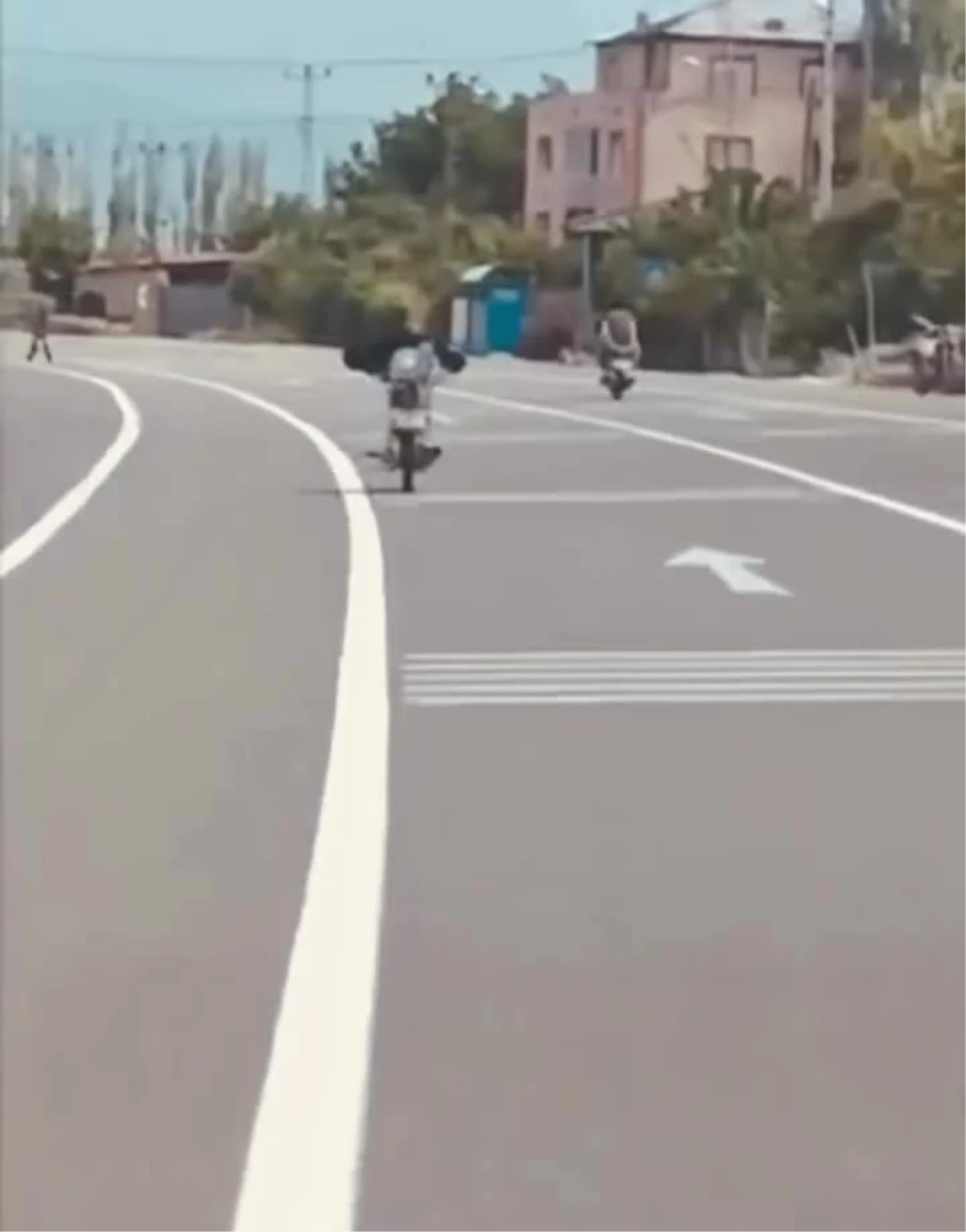 Iğdır\'da Tehlikeli Motosiklet Sürücülerine Cezai İşlem Uygulandı