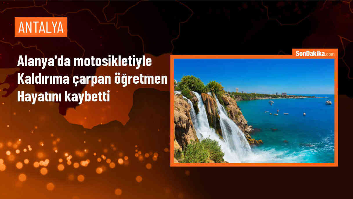 Alanya\'da motosiklet kazası: Matematik öğretmeni hayatını kaybetti