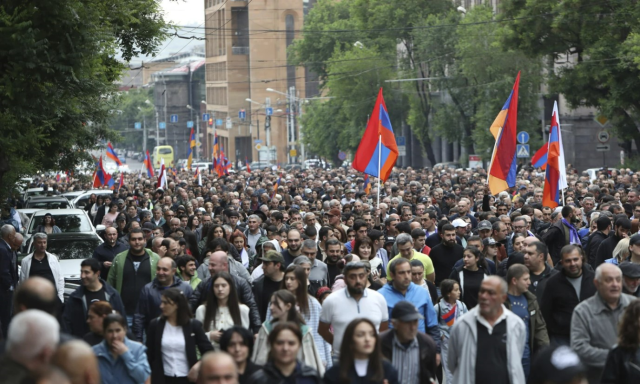 Ermenistan'da 4 köyün Azerbaycan'a iadesine karşı protesto: 226 gözaltı