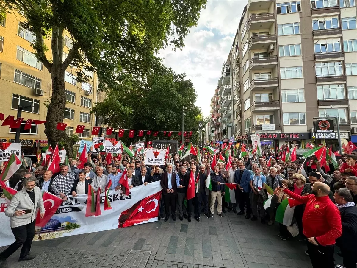 Kocaeli ve Zonguldak\'ta İsrail\'e Protesto Yürüyüşleri