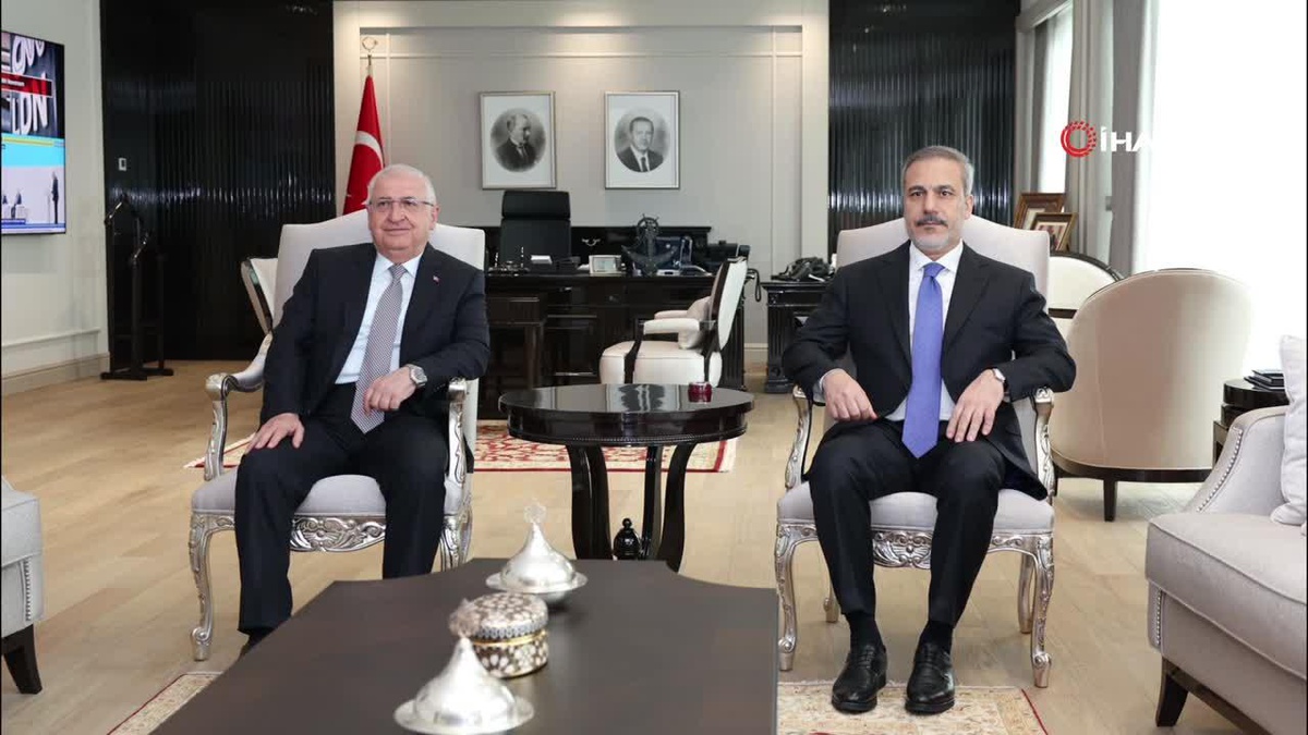 Milli Savunma Bakanı Yaşar Güler ve Dışişleri Bakanı Hakan Fidan, Dışişleri Bakanlığında buluştu