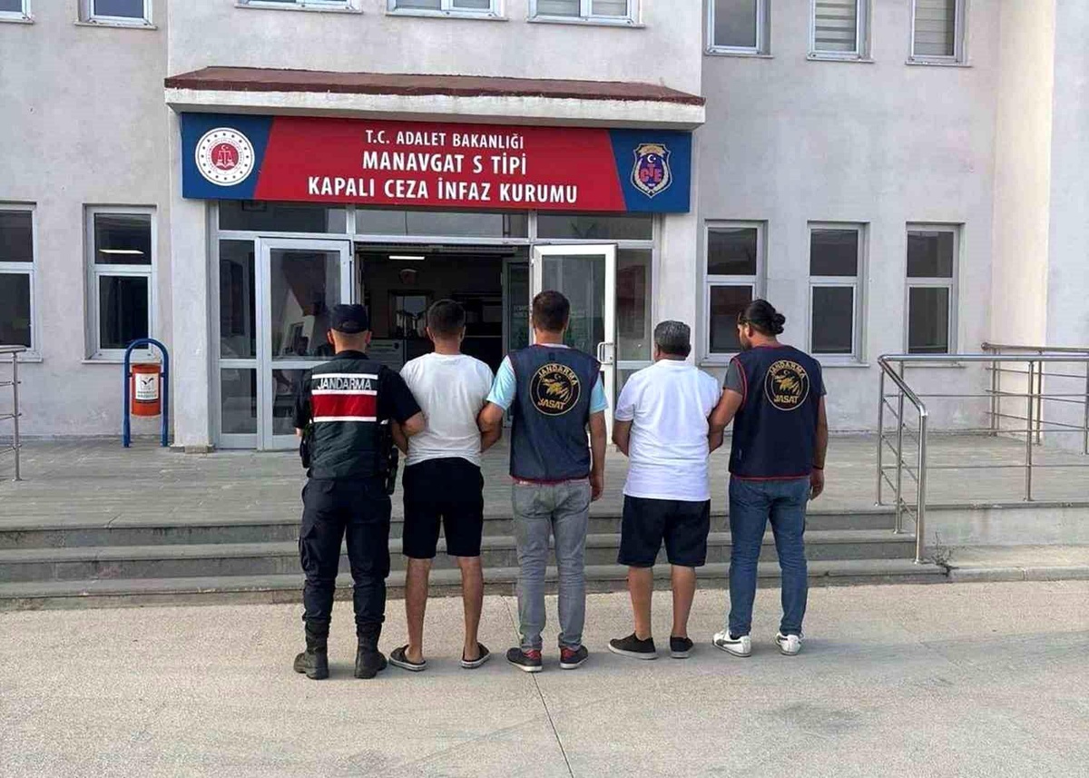 Jandarma Operasyonuyla 37 ve 17 Yıl Hapis Cezası Olan 2 Şahıs Yakalandı