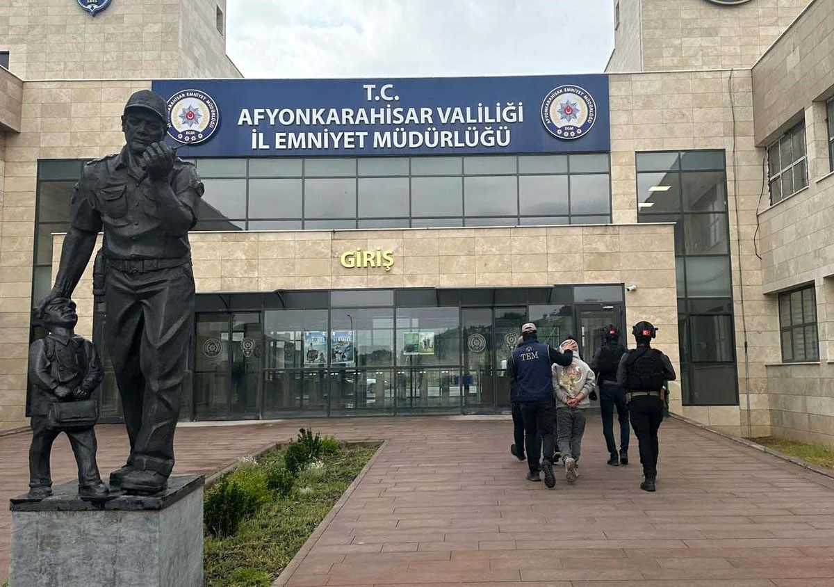 Afyonkarahisar\'da DEAŞ Operasyonu: 4 Gözaltı