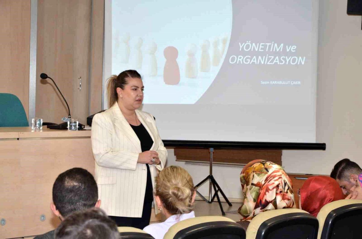 Erzurum Ticaret ve Sanayi Odası tarafından \'Yönetim ve Organizasyon\' konulu eğitim semineri düzenlendi