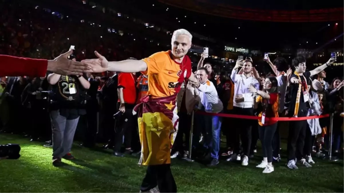 Şampiyonluk kutlamaları sonrası çıldırdı! Nelsson\'dan Galatasaray taraftarına: Size yazıklar olsun