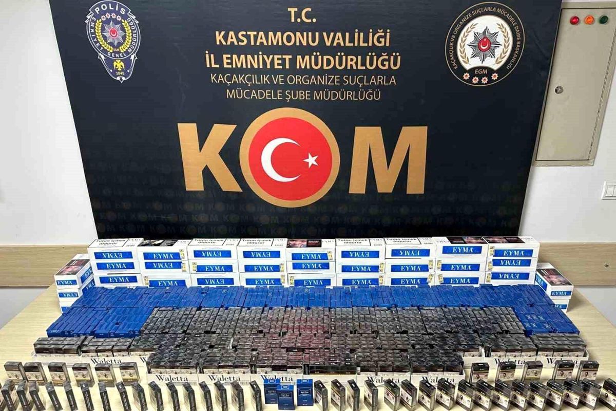 Kastamonu\'da 8 Bin 200 Boş ve 16 Bin 700 Dolu Makaron Ele Geçirildi