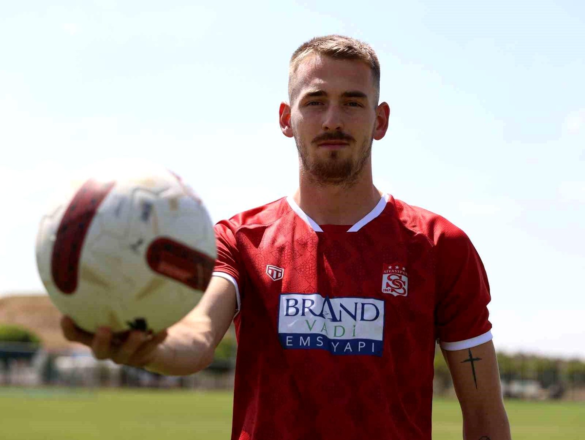 Roman Kvet, Sivasspor\'a veda etti